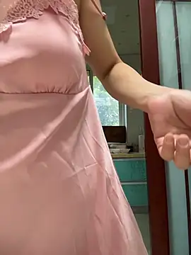 xiaoyizi20261 live sex cam