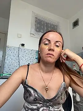 -NeZabudka live cam on StripChat