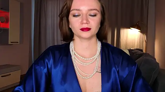 Shadow_Passion live cam on StripChat