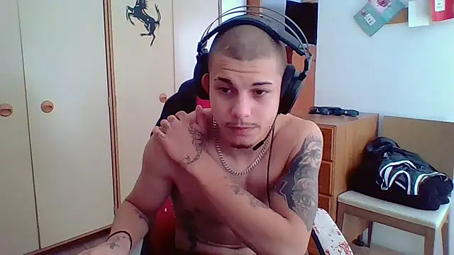 Saint_LexVII live cam on StripChat