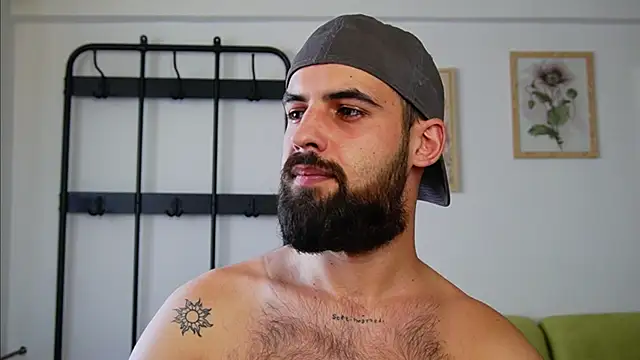 HairyRobxxx live cam on StripChat