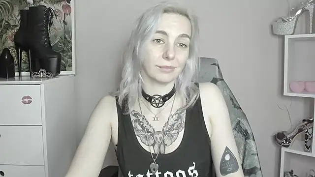 velvetanne live cam on StripChat