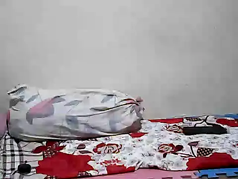 Sexylana20_xx live cam on StripChat