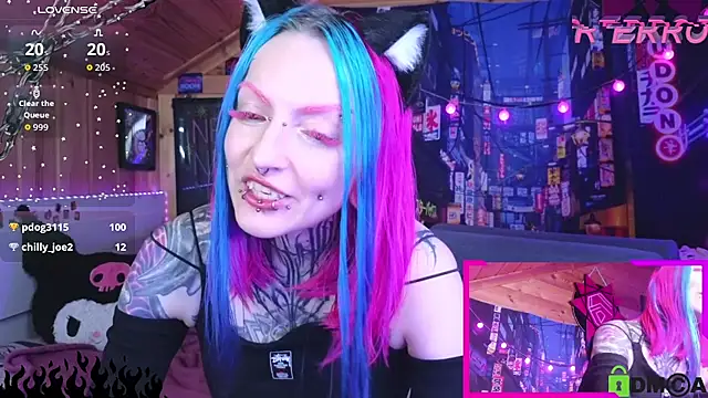 NekoCyber live cam on StripChat