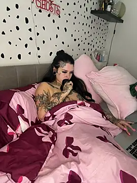 tempzzz12 live cam on StripChat