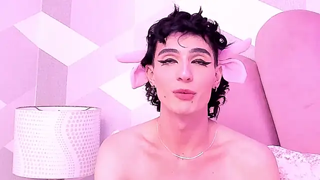 KylieMonnett live sex cam