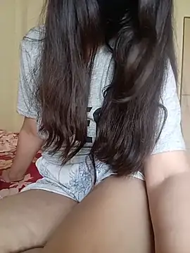 Divya3107 live cam on StripChat