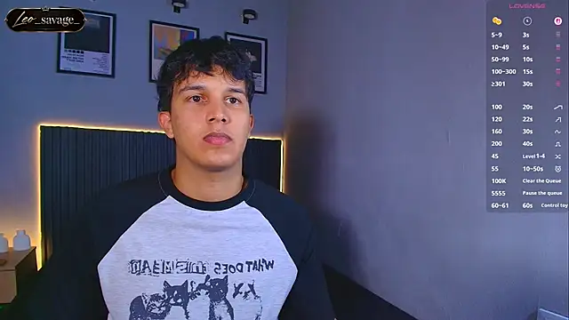 Leo_Savage_ live cam on StripChat