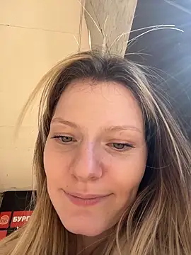 MaryHiggins live cam on StripChat