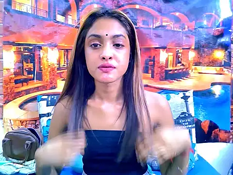 IndianPretty14u2Luv live cam on StripChat