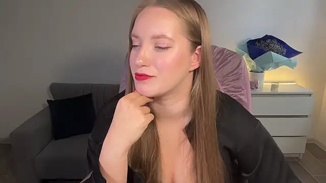 EvaMaddison live cam on StripChat