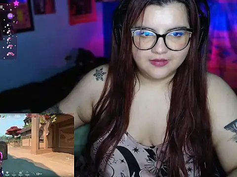 Annee23 live cam on StripChat