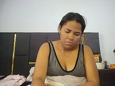 aleixane live cam on StripChat