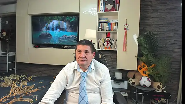 SpartacusDaddy48 live sex cam