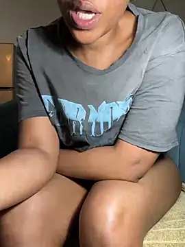 WaterMommy live cam on StripChat