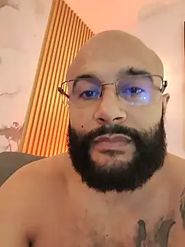 Luke__09 live cam on StripChat