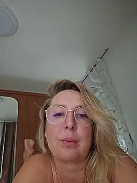 MariaRichi_ live sex cam