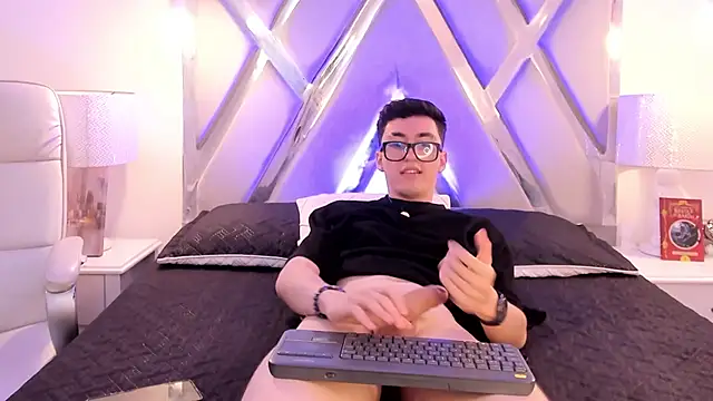GaelDuke live sex cam