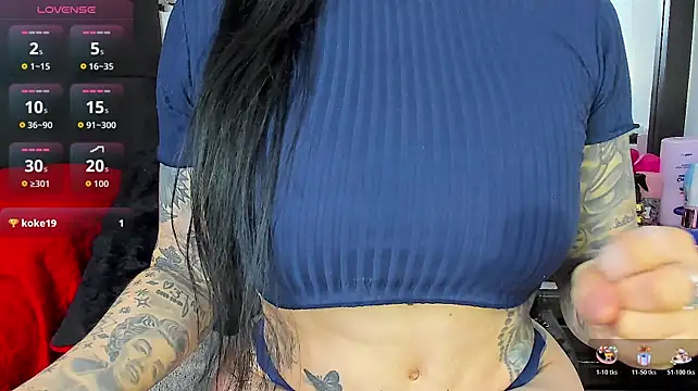 Vicky_hotmilf live cam on StripChat