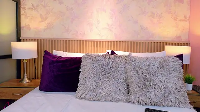 Darcy_glow_ live cam on StripChat