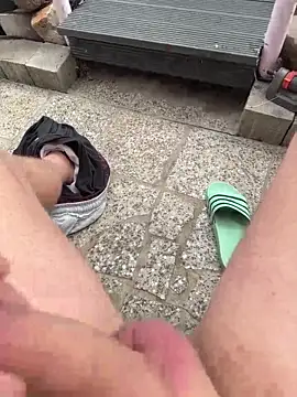 frechsein live sex cam