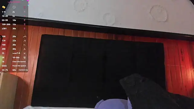 Cheys_Mast live sex cam