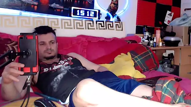 Hugec0ck007 live sex cam