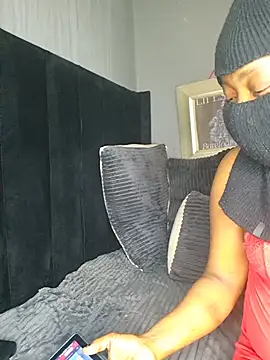 Petrossa live sex cam