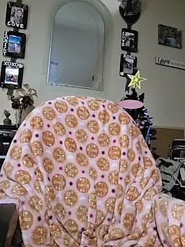 NikkiBlisss live sex cam