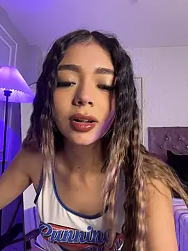 HoneyMollyX live sex cam
