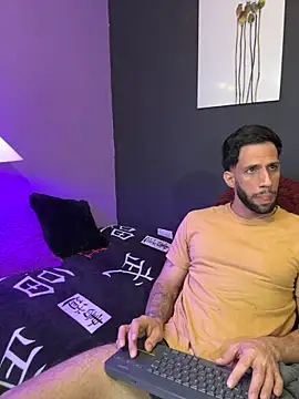 Karim_mansur live cam on StripChat