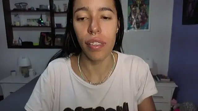 stephania_t live cam on StripChat