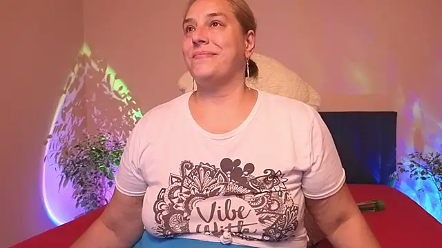 Bbw_Goddes live cam on StripChat