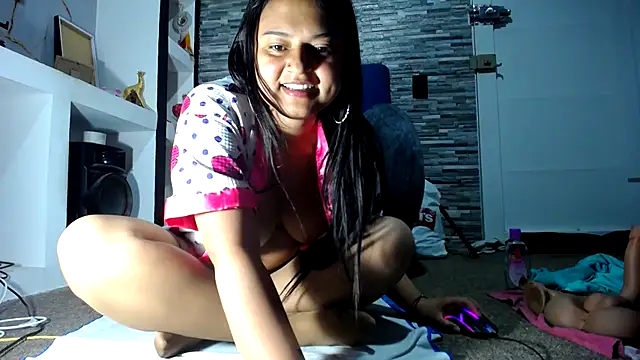 violetaass live cam on StripChat