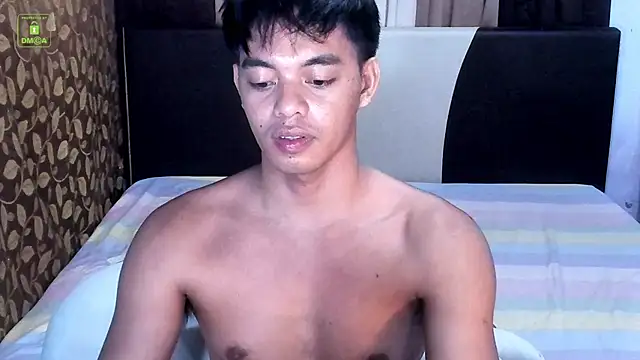 Crazyasiancum1 live cam on StripChat