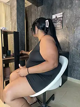 AranzalatinBlaks1 live cam on StripChat
