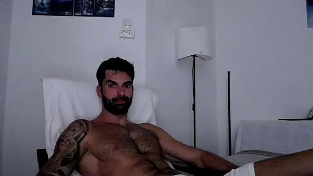 Verycutex live cam on StripChat