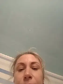 MissisMilk live cam on StripChat