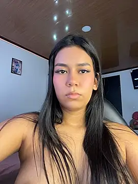 ALANAH_KITTY live sex cam