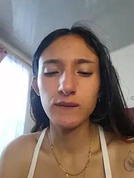 Pau-Princess live cam on StripChat