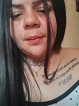 isabellavnz live cam on StripChat