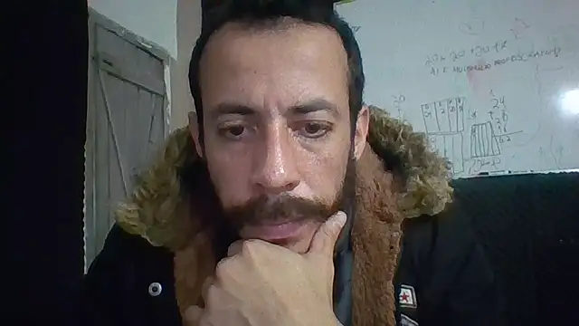 MachoScorpionCaralho live cam on StripChat