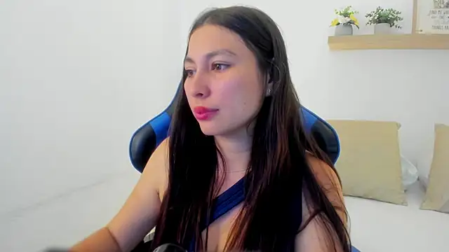 bella_99_ live cam on StripChat