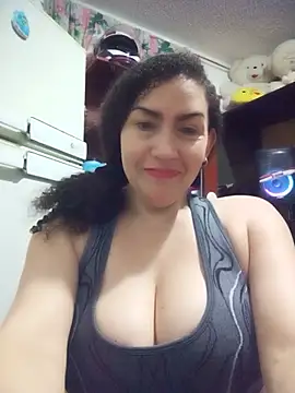 paulett15 live cam on StripChat