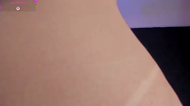 SophieLafont live cam on StripChat