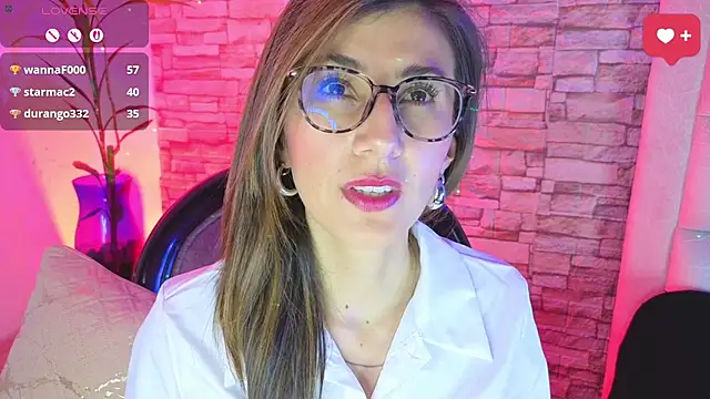 _jade_white_ live cam on StripChat