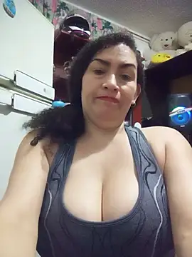 paulett15 live cam on StripChat