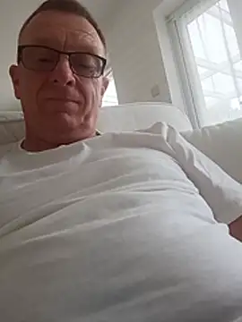 hamstercom3333 live cam on StripChat