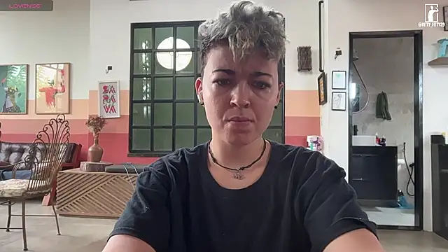 kittyfitty29 live cam on StripChat
