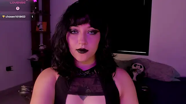 Kora_Red69 live cam on StripChat
